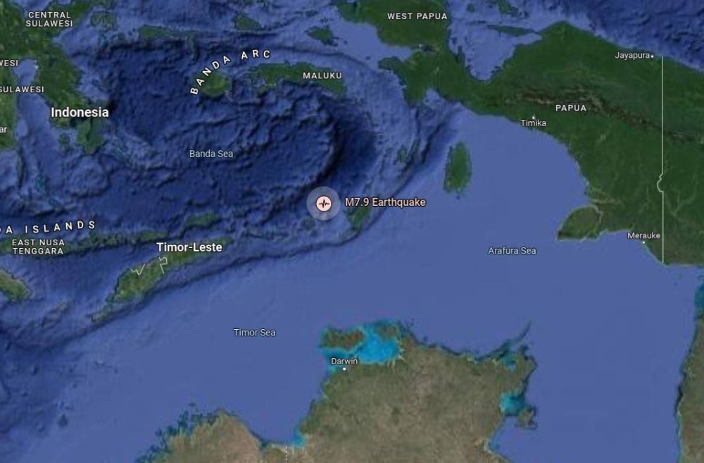 An earthquake measuring 7.5 on the Richter scale shook the eastern Maluku region in Indonesia.