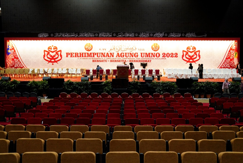 Preparations being made for the Umno General Assembly . Picture by SINAR HARIAN / MOHD HALIM ABDUL WAHID.