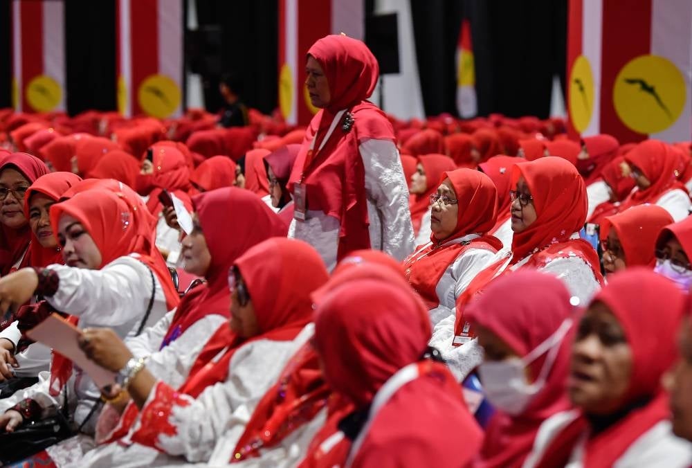Umno needs a new strategy to face the six state elections this year as the Unity Government involves Umno and Pakatan Harapan, according to several Wanita and Puteri Umno leaders. - BERNAMA