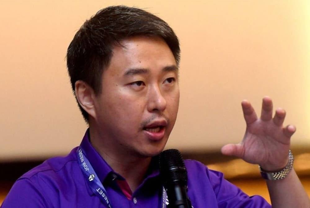 Larry. BERNAMA FILE PIX