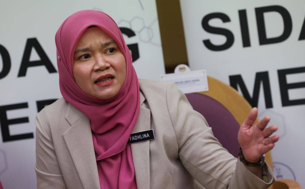 Education Minister Fadhlina Sidek says her ministry was currently waiting for the response and approval from the Finance Ministry on the reimbursement. - Bernama pic