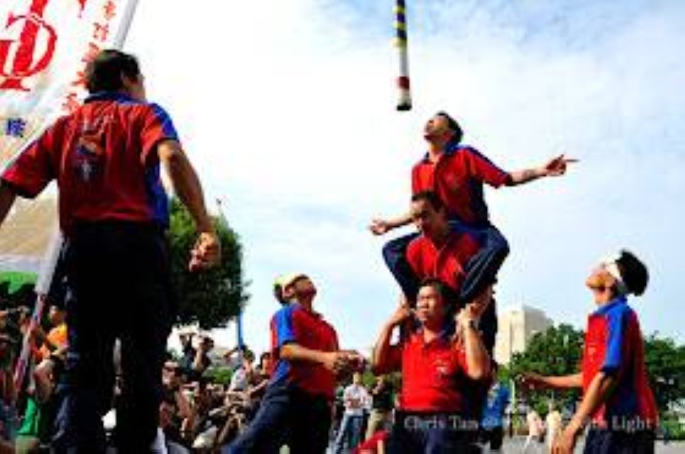 Part of Chingay parade - Photo sourced from baniaz.com