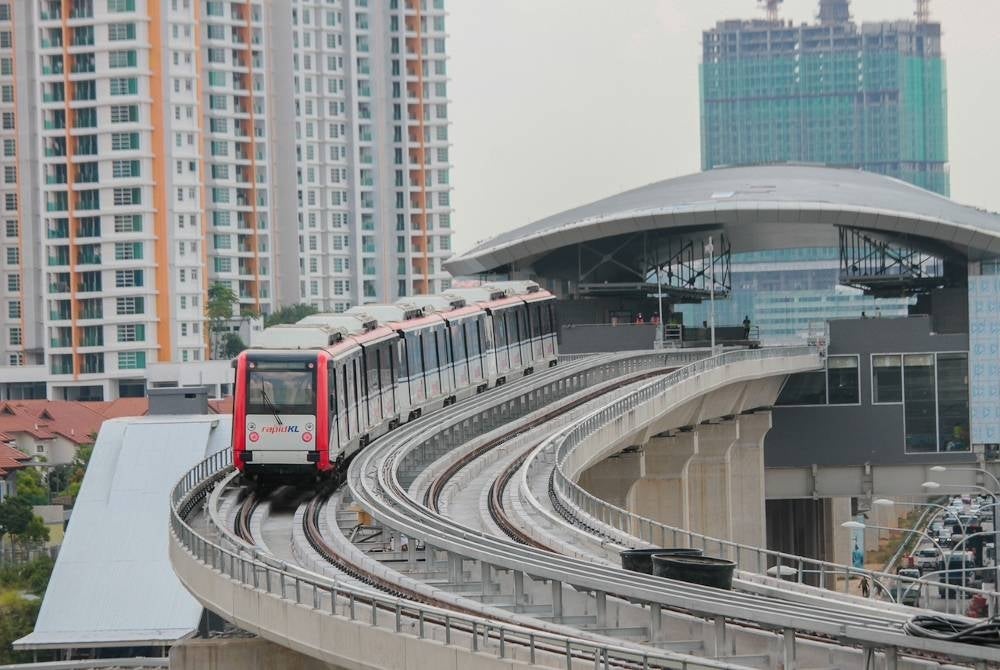 Prasarana will extend service hours at the Bukit Jalil LRT station until 2am tomorrow. FILE PIX
