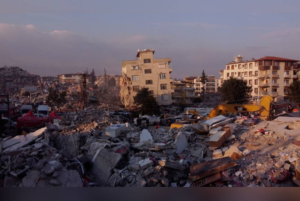 Soma parts of earthquake hit area in Turkey. - AFP photo