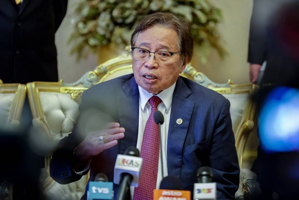 Sarawak Premier Tan Sri Abang Johari Tun Openg said the figure had surpassed its projected revenue of RM10.2 billion by 17 per cent. - BERNAMA