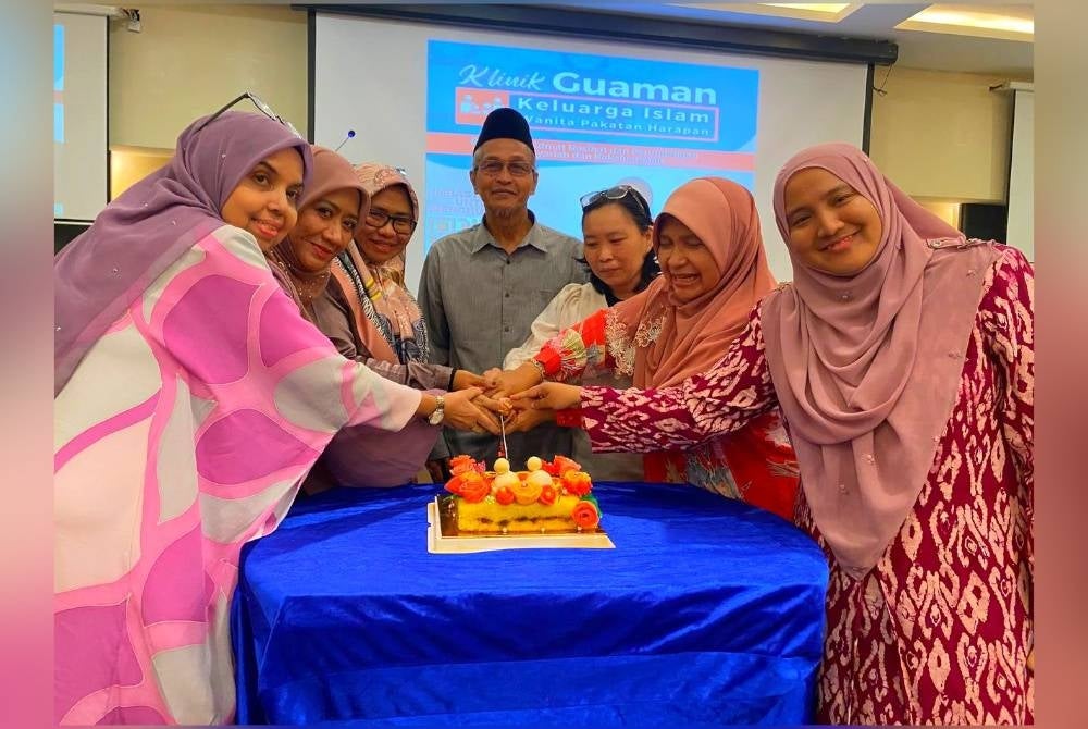 Women affected can register through the QR code and PH Wanita will contact them as well as arrange a meeting. As it is subsidised, the charges will be kept at minimum, says Norizan