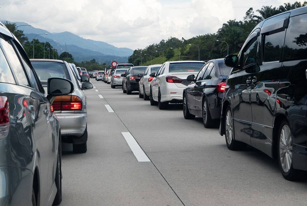 The traffic congestion problem happening in big cities in the country, especially in Klang Valley is not a new thing. (Illustrative photo) - 123rf Photo