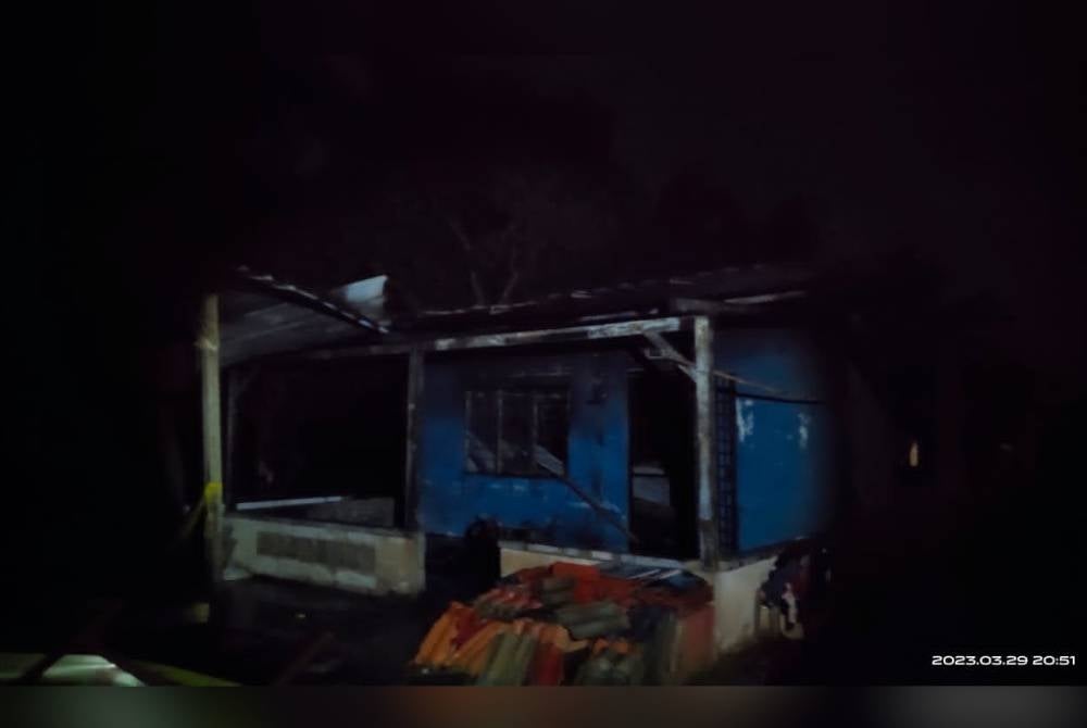 The condition of the house that was on fire which took the lives of four children in Kampung Sabak Awor, Muar on Wednesday - FILEPIC