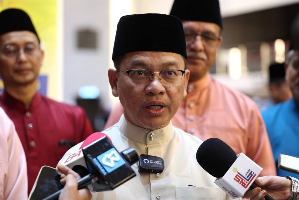 Datuk Dr Mohd Na’im Mokhtar - Photo by Bernama