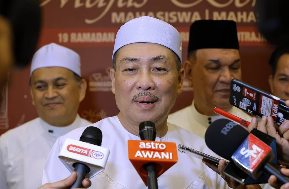 Sabah Chief Minister Datuk Seri Hajiji Noor says the media play an important role in the development of the state. - Pic: BERNAMA