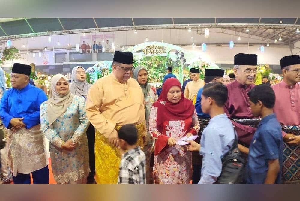 Ab Rauf at Melaka Hari Raya Open House at MITC on Saturday 