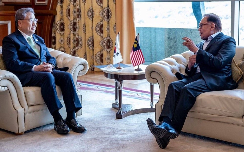 Perdana Menteri Datuk Seri Anwar courtesy call from South Korea Foreign Minister at Perdana Putra, Putrajaya. - Bernama Pix