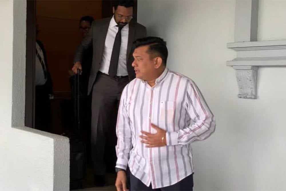 MyWatch chairman Datuk R. Sri Sanjeevan was acquitted and discharged by the Sessions Court today of two counts of making and initiating the transmission of false communications on the PDRM on Twitter, three years ago.