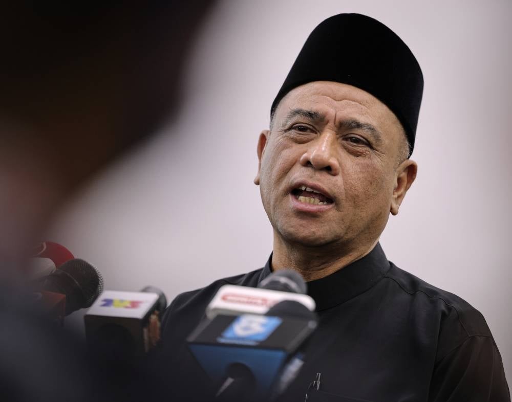 Perak Menteri Besar Datuk Seri Saarani Mohamad - FILEPIC
