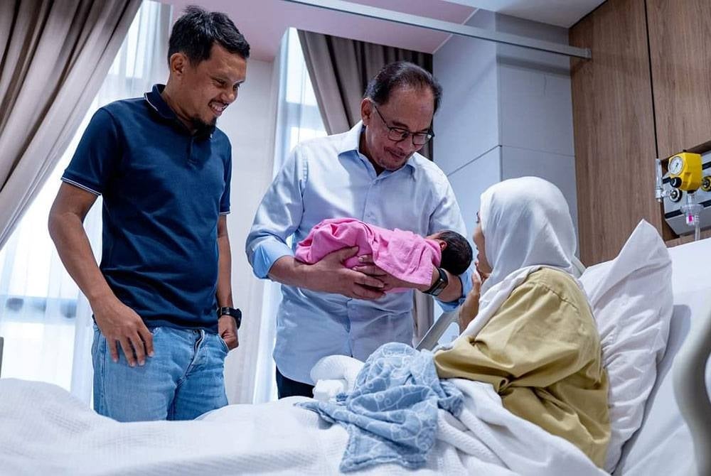 Anwar shares his joy in welcoming his 13th grandchild - Anwar Ibrahim's Facebook 