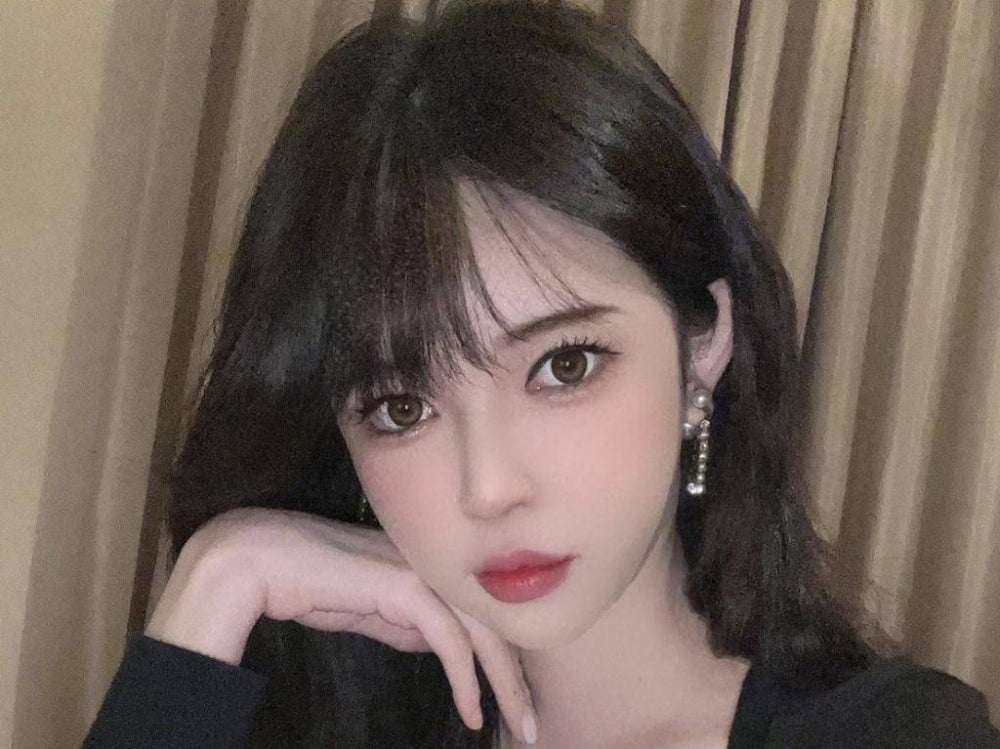 BJ Ahyeong was an influencer for AfreecaTV, a South Korean video streaming service, with more than 250,000 followers on Instagram.- BJ Ahyeong's instagram 