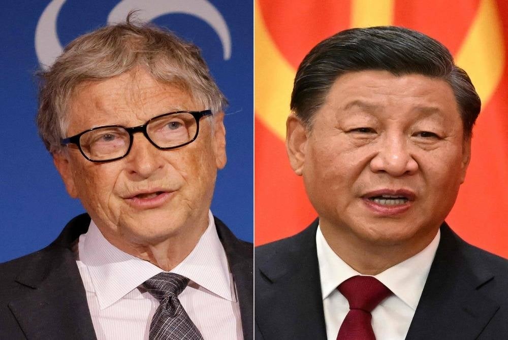(COMBO) This combination of pictures created on June 15, 2023 shows US philantropist Bill Gates in New York on September 21, 2022 and China's President Xi Jinping in Beijing on October 23, 2022. Microsoft co-founder Bill Gates will meet Chinese President Xi Jinping on June 16, 2023, state media reported.
"On June 16, President Xi Jinping will meet in Beijing with Bill Gates, head of the Gates Foundation," state broadcaster CCTV said.
Gates -- one of the world's richest men -- is one of a number of Western business leaders to visit China since the country ended strict Covid controls that saw it largely closed off from the world for almost three years.
The visit is his first to the country in four years. (Photo by Ludovic MARIN and Noel CELIS / AFP)