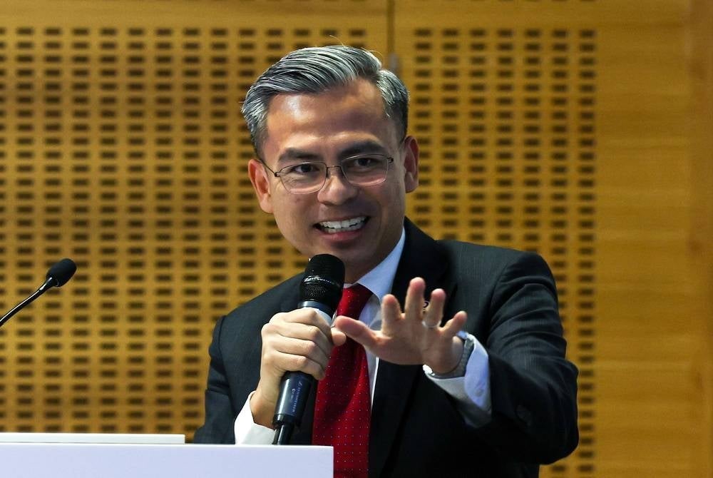 Communications and Digital Minister Fahmi Fadzil said the organising of this event was a follow-up to Malaysia’s success in securing investment commitments totalling RM8.3 billion in various digital technology sectors during an investment mission to the London Technology Week 2023 which ended yesterday. - BERNAMA