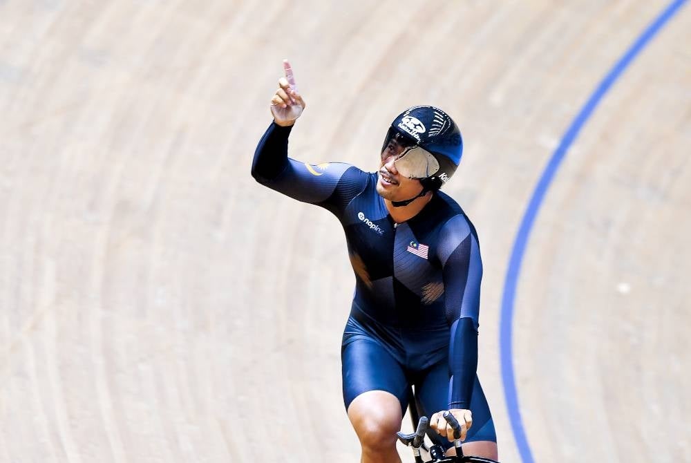  National cyclist Muhammad Fadhil Mohd Zonis finally managed to end his seven-year wait for a title on the Asian stage, when he topped the 1 kilometre individual time trial (ITT) event at the Asian Track Cycling Championships (ACC) 2023, today. Photo: BERNAMA
