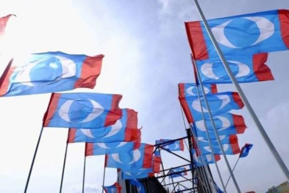 The PKR central leadership council members have suggested that the party leadership should take legal action against the ‘traitors’ who have jumped party in GE14.