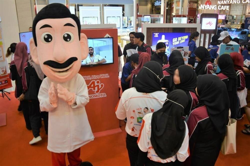 AMB offered a variety of interactive games, videos, and educational materials at their booth at the Nutrition Month Malaysia 2023.