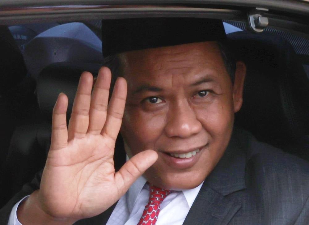 Menteri Besar Datuk Seri Aminuddin Harun today announced that the state assembly will be dissolved on July 1, the last day of its five-year term, to pave the way for state polls to be held simultaneously with five other states, namely Selangor, Terengganu, Penang, Kedah and Kelantan. - Photo by Bernama