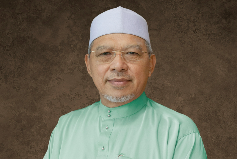 Kelantan Menteri Besar Datuk Ahmad Yakob