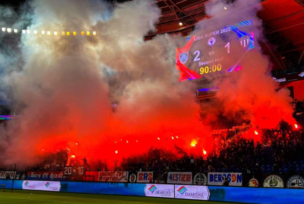 Some have called for a point deduction or even playing without the presence of spectators, after several Southern Tigers supporters lit flares during the Super League match at the Sultan Ibrahim Stadium in Iskandar Puteri, yesterday. - Facebook