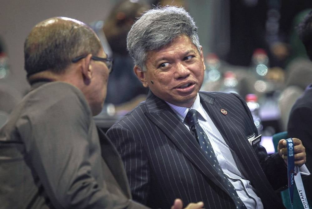 Director-General for National Security Raja Datuk Nushirwan Zainal Abidin (right) - BERNAMA 