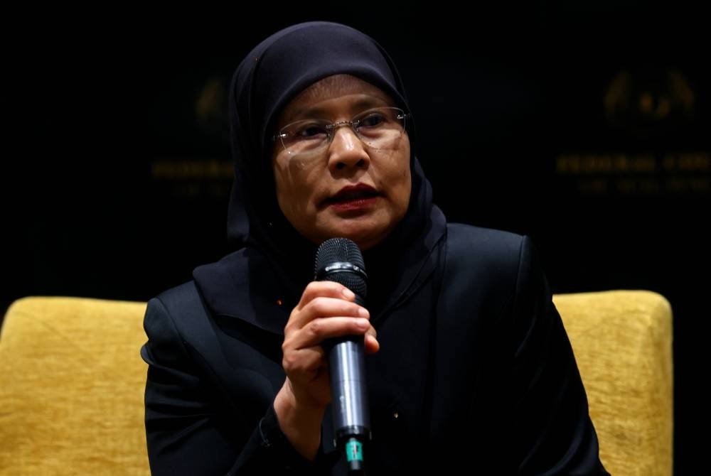 Chief Justice Tun Tengku Maimun Tuan Mat - Photo by Bernama