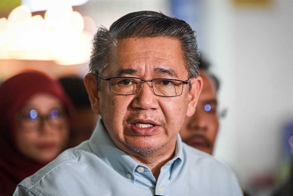 Domestic Trade and Cost of Living Minister Datuk Seri Salahuddin Ayub - BERNAMA