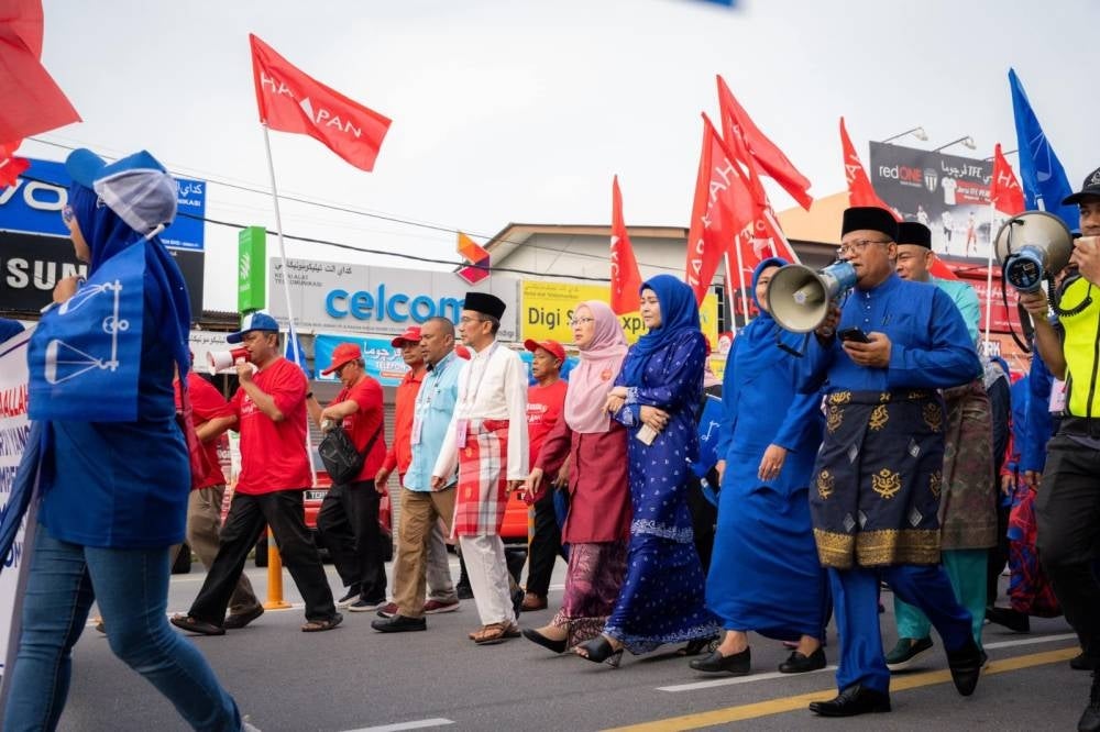 The meeting between the Health Ministry and the EC is expected to take place in the coming days. 