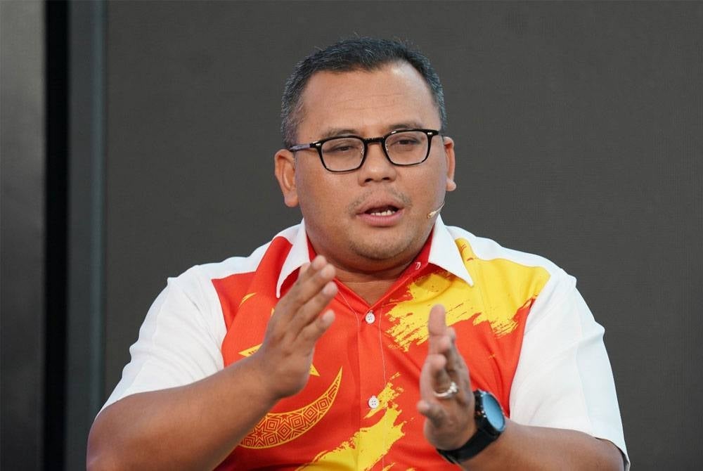 Cretaker Menteri Besar, Datuk Seri Amirudin Shari - FILE PIX 