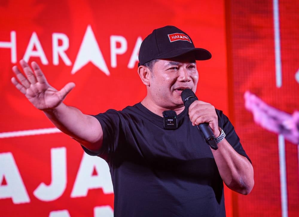 Rafizi speaking at Madani Tour held in Sungai Tua, last night. Photo by Bernama
