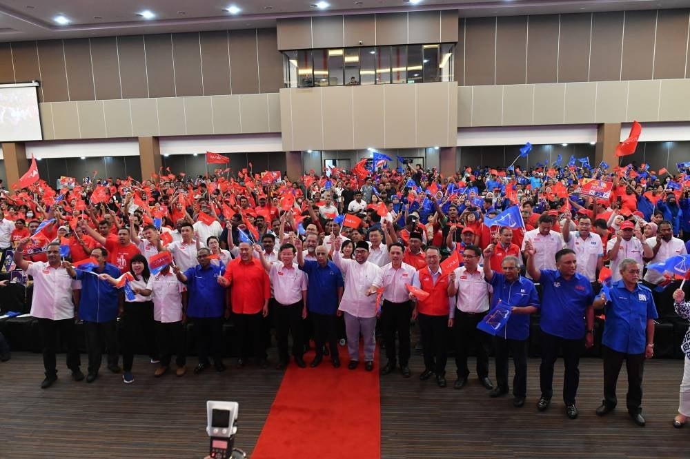 Jelutong lawmaker feels more appreciative of this "red and blue" coalition after seeing the fate of Gerakan President Datuk Dominic Lau in Perikatan Nasional (PN). - Photo taken from DAP Penang's Facebook