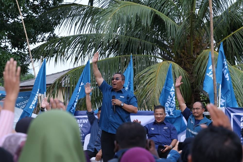 Caretaker Menteri Besar Kedah Datuk Seri Muhammad Sanusi Md Nor during a Sembang Santai programme in Kuala Kedah on Aug 1. (Photo by BERNAMA) 