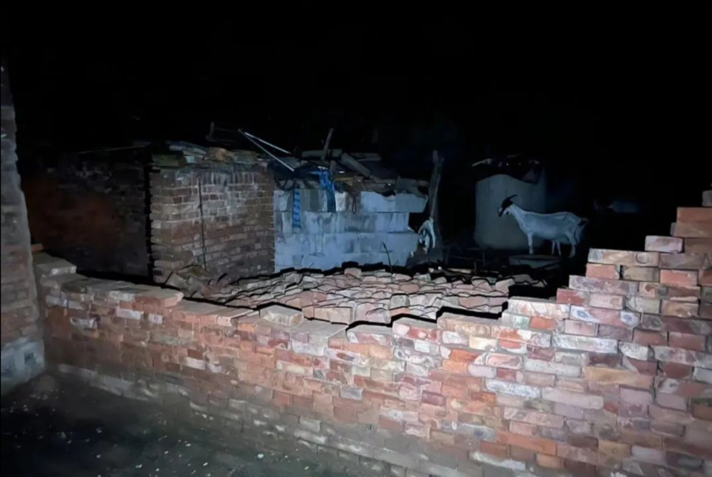 As of 7am Sunday, 21 people have been injured in the 5.5-magnitude earthquake that struck the county of Pingyuan, in Dezhou City of east China's Shandong Province at 2.33am Sunday. - Facebook