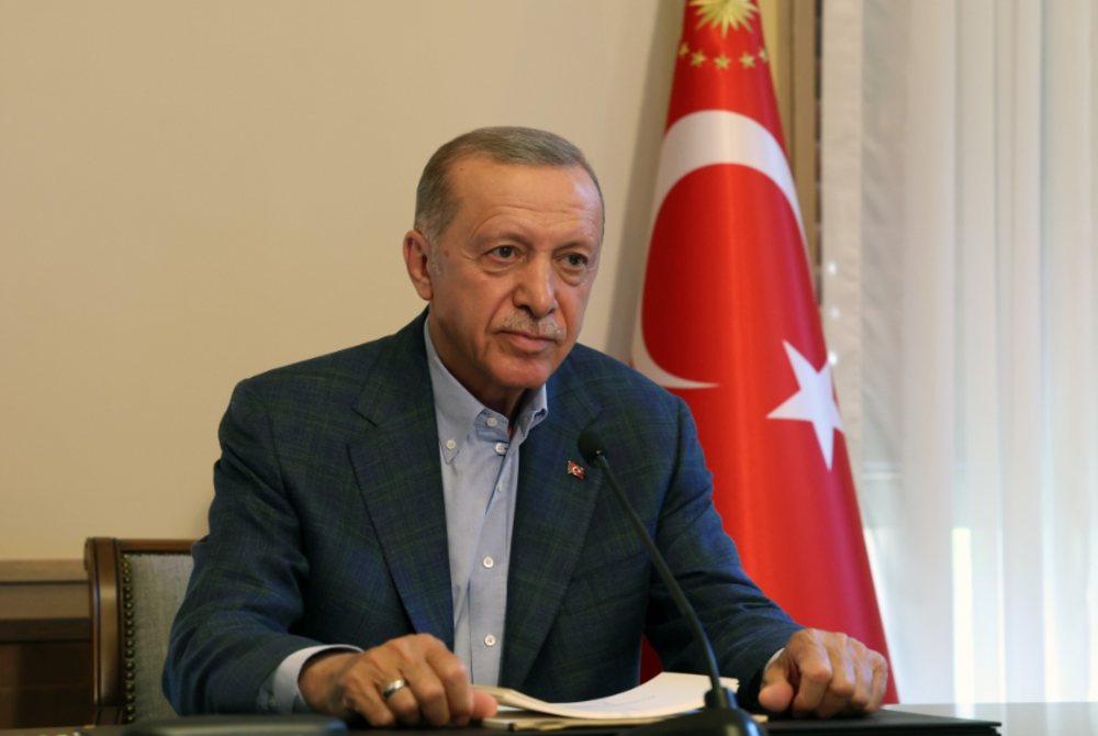 Prime Minister Datuk Seri Anwar Ibrahim today announced that Turkish President Recep Tayyip Erdogan will be visiting Malaysia soon. - Facebook