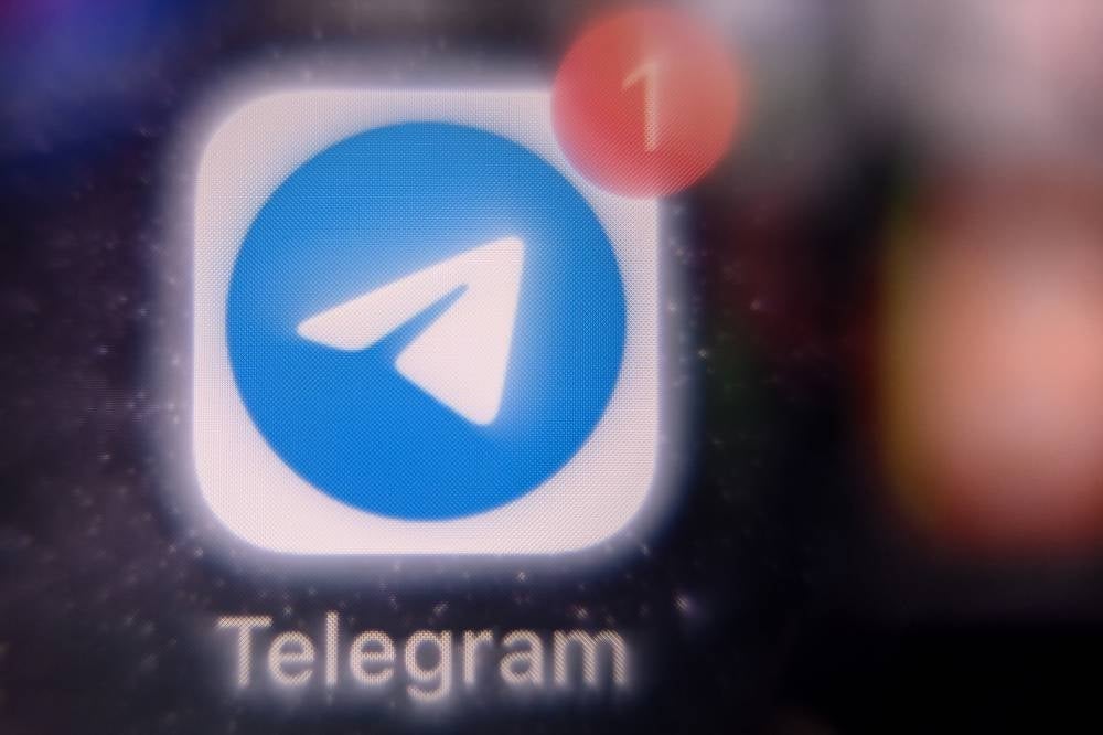 The Iraqi government on Sunday said it was suspending the popular Telegram messaging application across the country on "national security" grounds, drawing criticism on channels close to pro-Iran factions. - Photo by Bernama