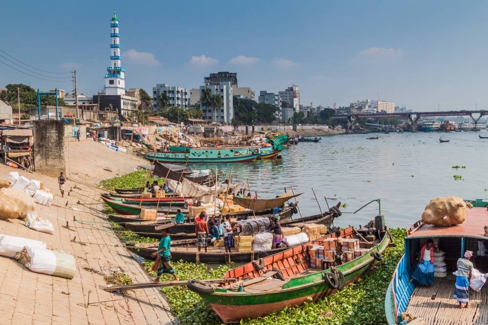  Small wooden boats at Buriganga river in Dhaka, Bangladesh in November 2016. (Photo source: 123rf) 
