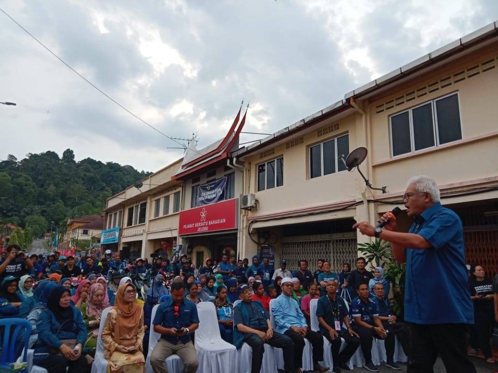 Perikatan Nasional (PN) Secretary-General Datuk Seri Hamzah Zainudin - FILE PIX 