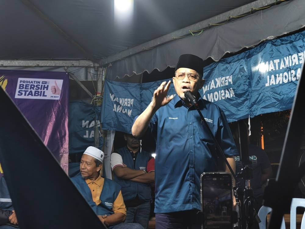 Datuk Seri Shahidan Kassim: Umno is no longer a sacred party if it continues to stick with PH.