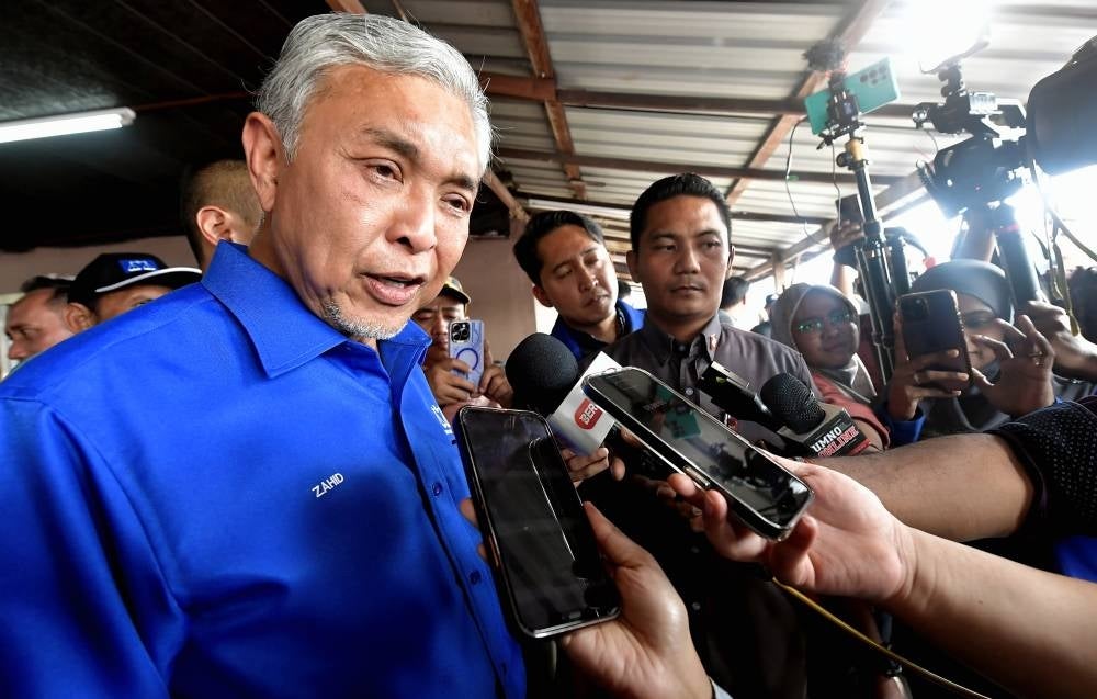 Barisan Nasional (BN) chairman Datuk Seri Ahmad Zahid Hamidi is confident the party can win all 12 seats it will contest in Selangor in Saturday’s (Aug 12) state polls. - Photo by Bernama