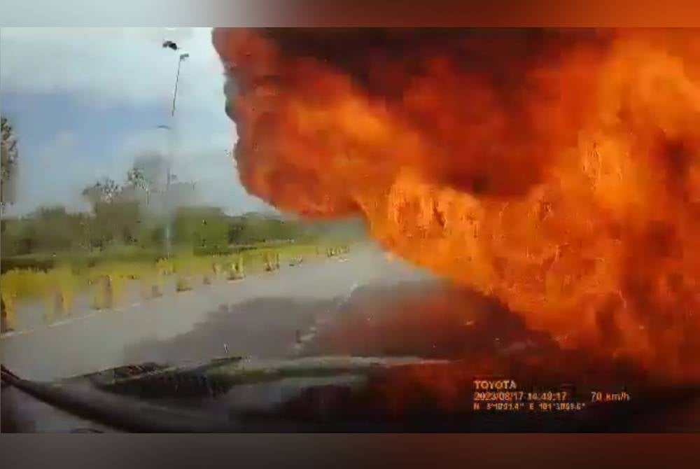 A viral footage of the plane crash in Elmina near the Guthrie Highway exit on Thursday - FILE PIX