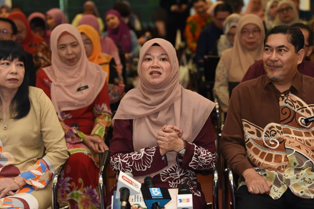 Education Minister Fadhlina Sidek at at the Raja Tun Uda Library, Section 13, on Tuesday.