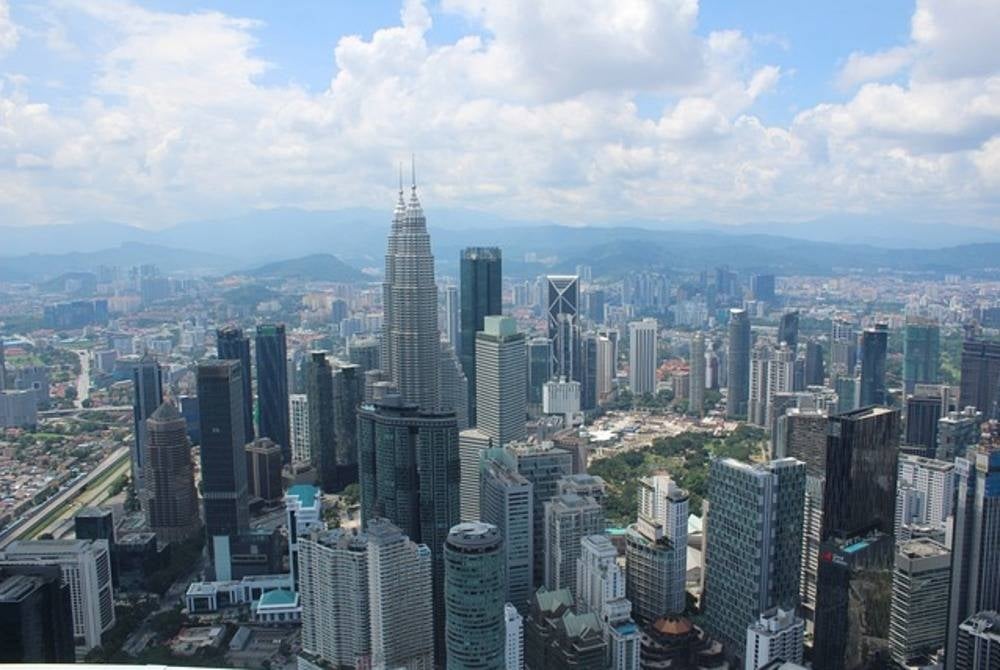 Selangor Sultan timely reminder is for state assemblymen to end political bickering and start serving Selangor residents.