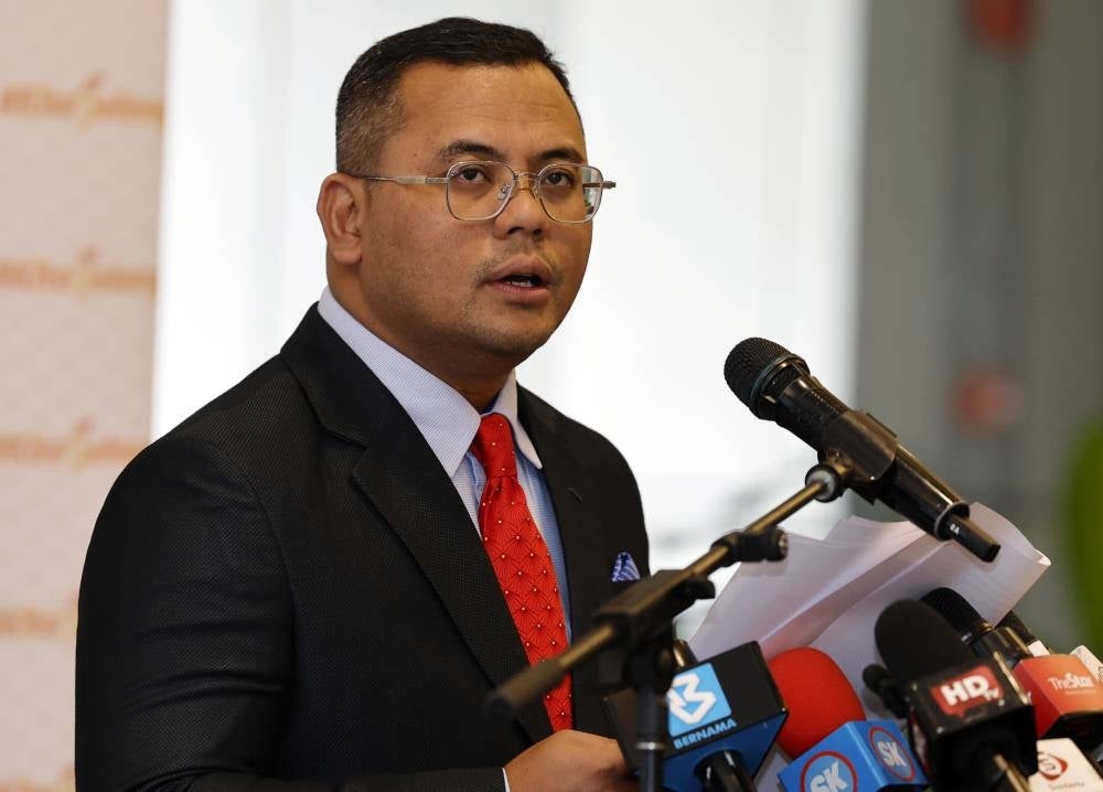 Amirudin said he will ask the operator of the Insan system to explain the pre-registration process, which was done to facilitate the implementation of the policy. - Photo by Bernama
