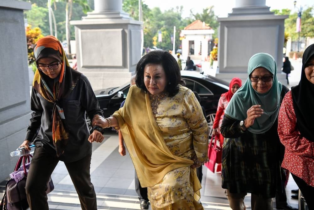 The Federal Court fixed Nov 29 to hear Datin Seri Rosmah Mansor’s application to seek leave to appeal against the decision of the Court of Appeal which dismissed her appeal to nullify her solar hybrid trial. - Photo by Bernama