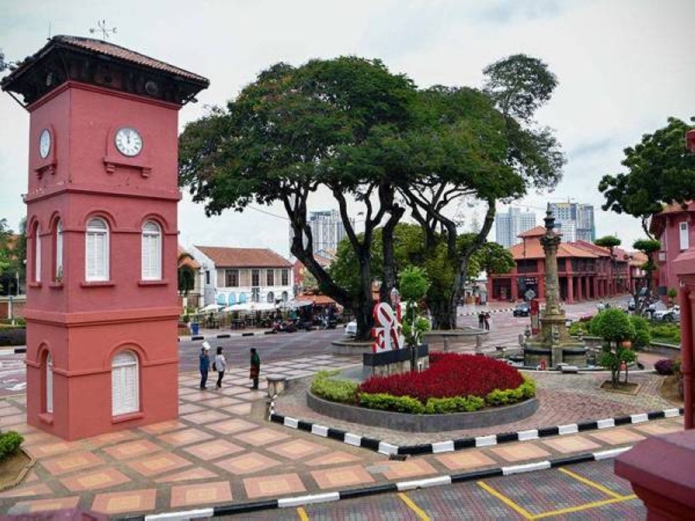 Parking facilities in Banda Hilir, here, will be improved to ensure smooth implementation of the vehicle-free zone in tourist hotspots in the area from 6pm to midnight every Saturday. FILE PIX