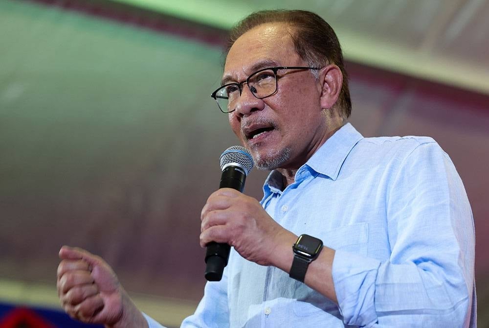 Datuk Seri Anwar Ibrahim - Photo by Bernama